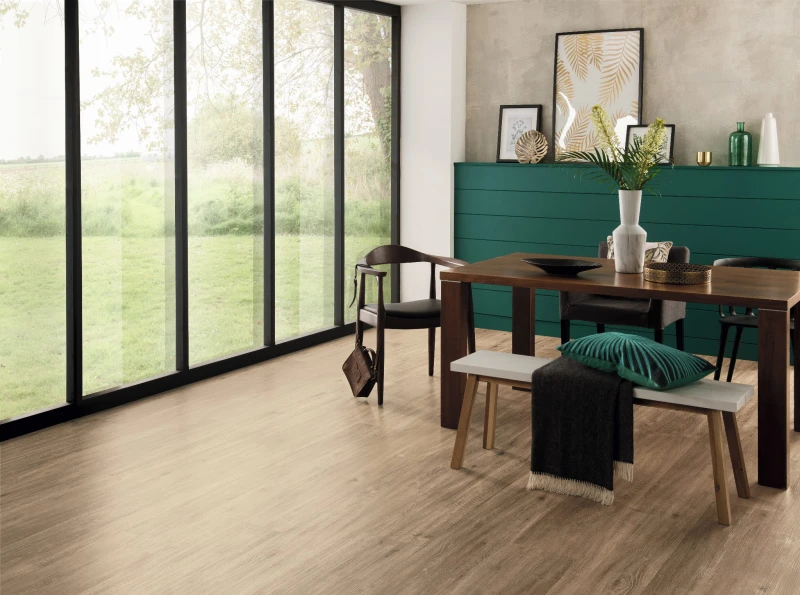 LLP307 Neutral Oak Dining Room LS1 CM.jpg