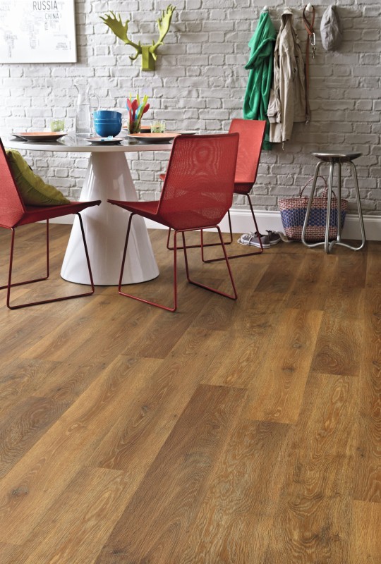SCB-KP97 ClassicLimedOak Dining P_CM.jpg
