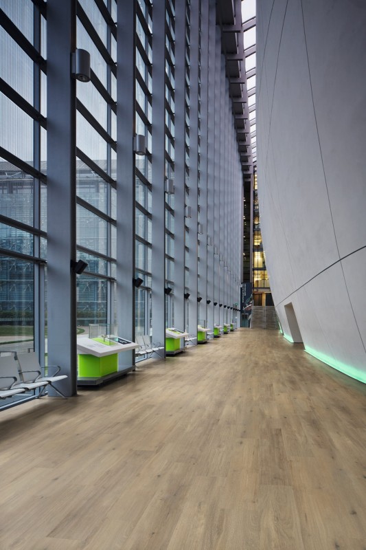 RKP8116 Canadian Urban Oak Architectural P_CM.jpg