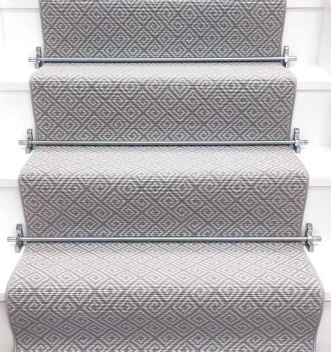 Wykładzina schodowa Rols Diana Greek Key Dove