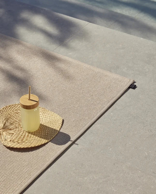 77bc13632b67d7ee92e9e6cf90cab4bc