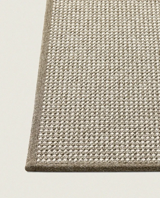 b404122eac9e96d9d1a51ff7122f87a9