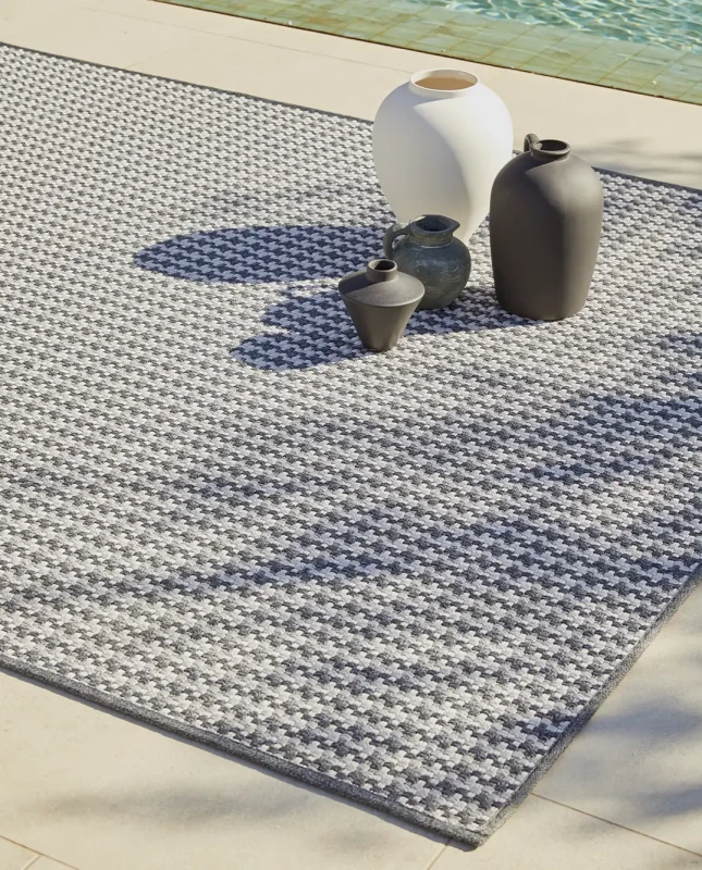 92d7067c22fd60c46ab8a30d8d21b9d9