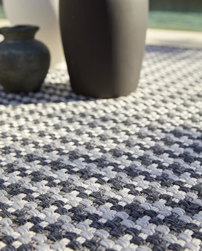 4526b30666e4075adc20a0e84e63ebcd