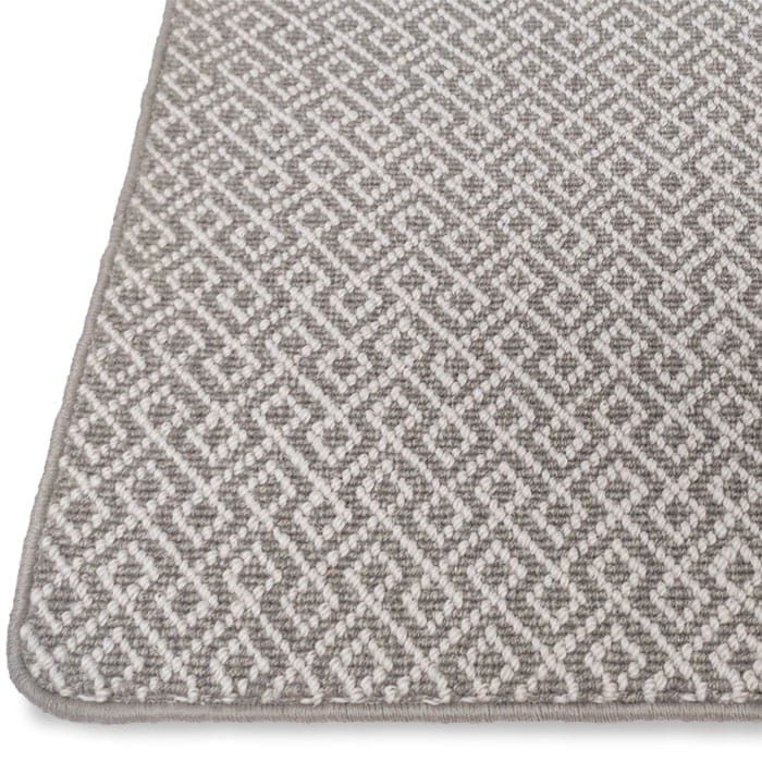 7cf52e493062917be7239b2b67178573