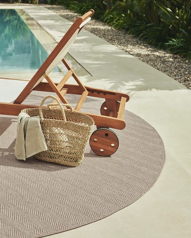 4dd0fd1456a8a193a9583e0323e8c421