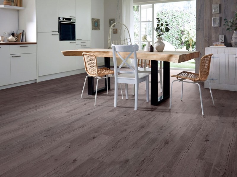 eea8bb43db8846ec10a7d75a8ced713e