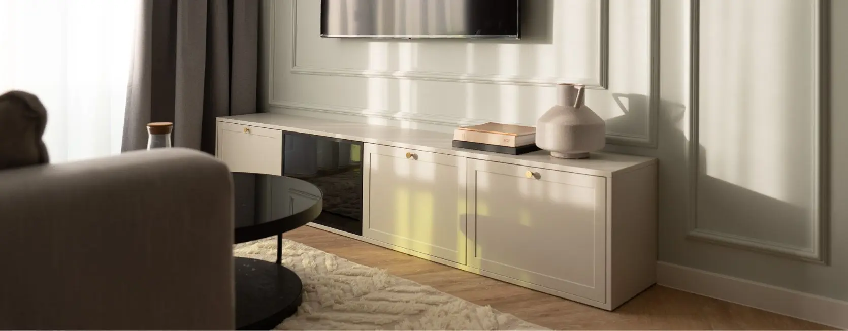 Panele winylowe a ciężkie meble - czy mogą się odkształcać? Jak zabezpieczyć podłogę?